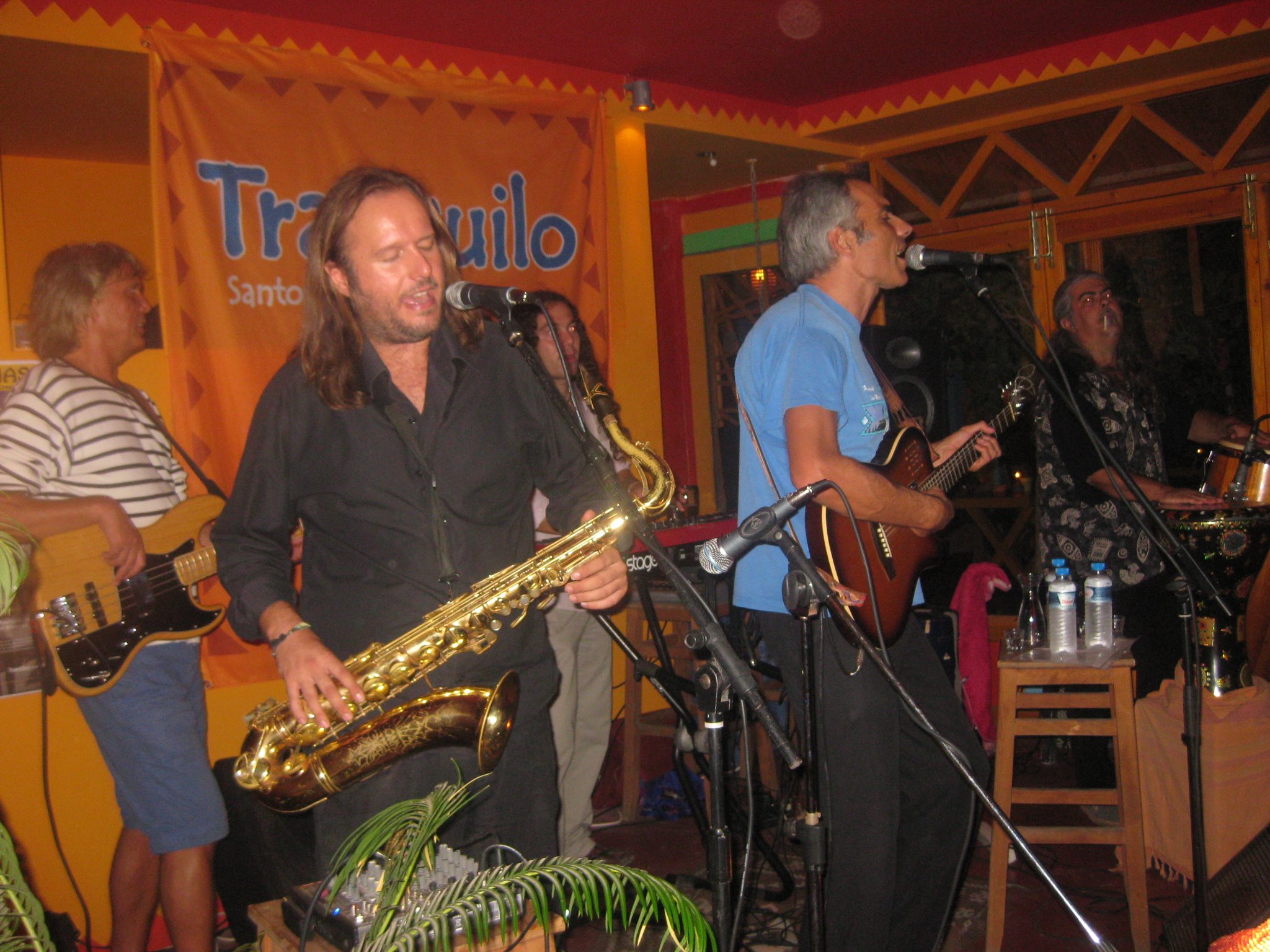 tranquilo namaste band event